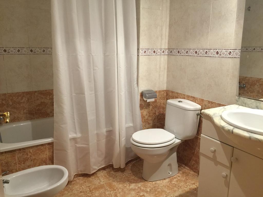 Apartamento カンブリルス エクステリア 写真