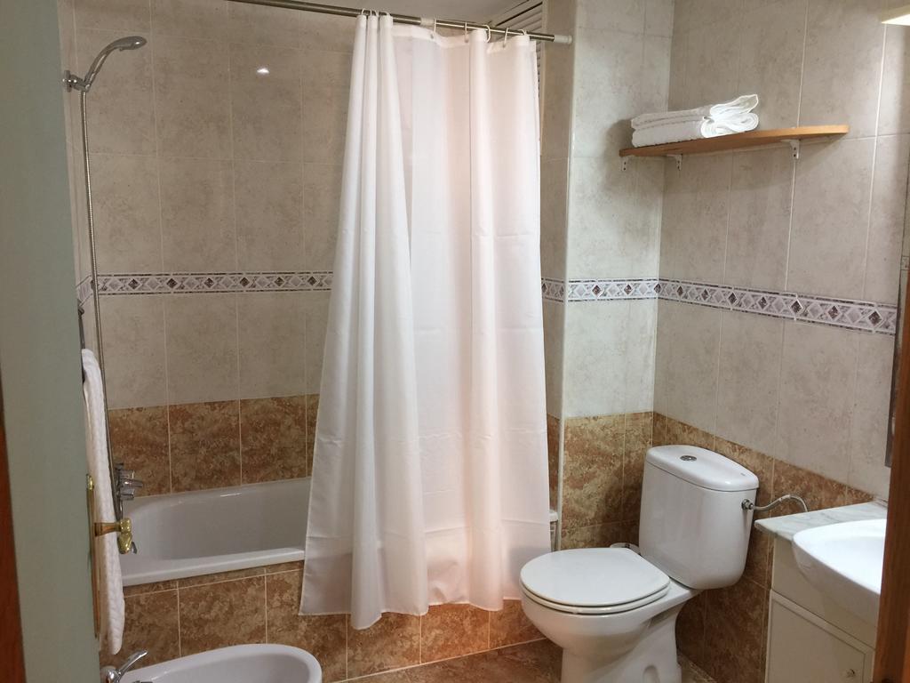 Apartamento カンブリルス エクステリア 写真