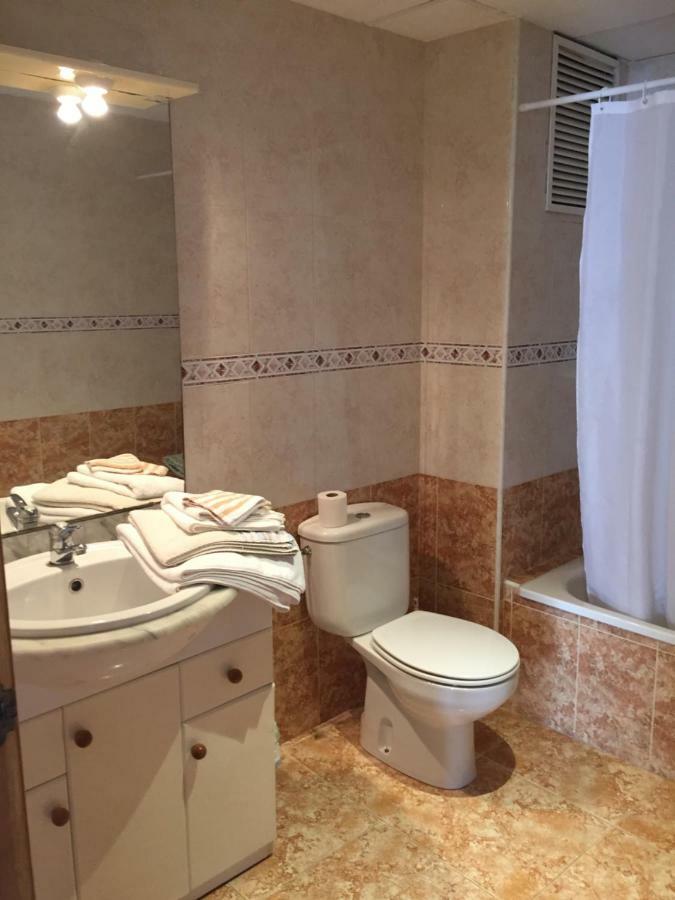 Apartamento カンブリルス エクステリア 写真