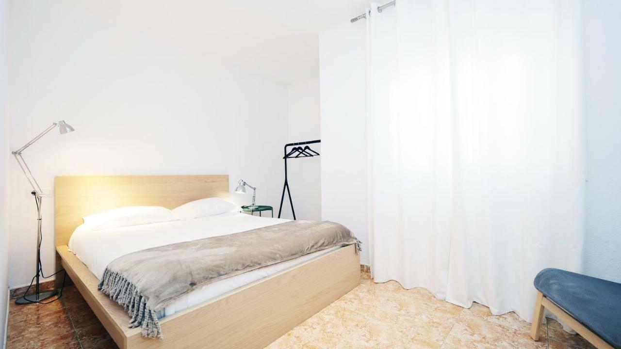Apartamento カンブリルス エクステリア 写真
