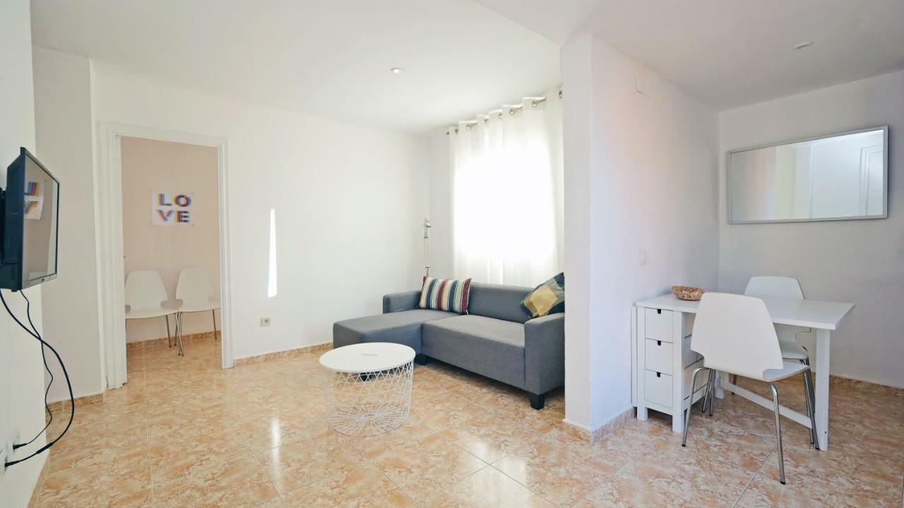 Apartamento カンブリルス エクステリア 写真